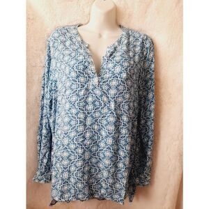 Chicos sz 1(medium) Blue pullover blouse